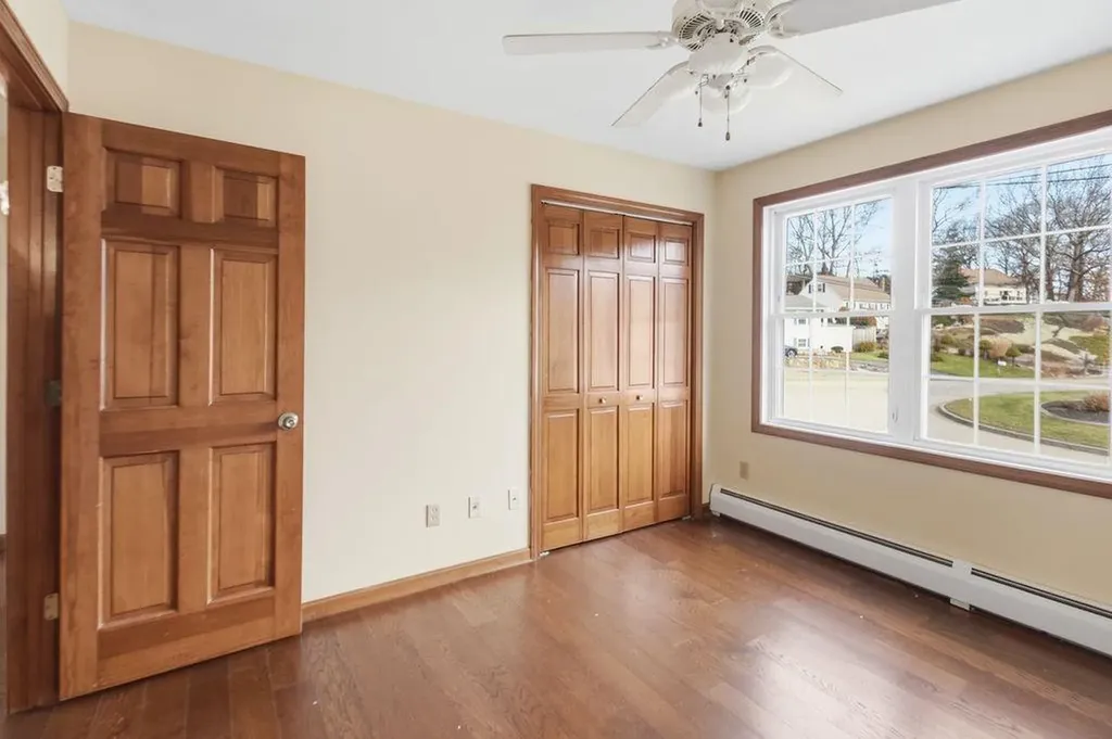 26 Setian Lane West Warwick RI 02893