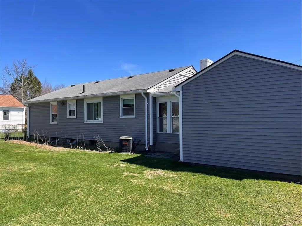 65 Ferncrest Drive Pawtucket RI 02861
