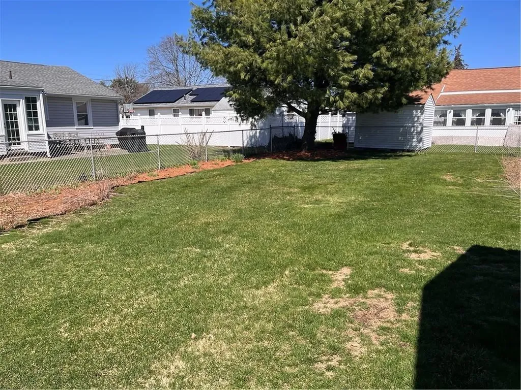 65 Ferncrest Drive Pawtucket RI 02861