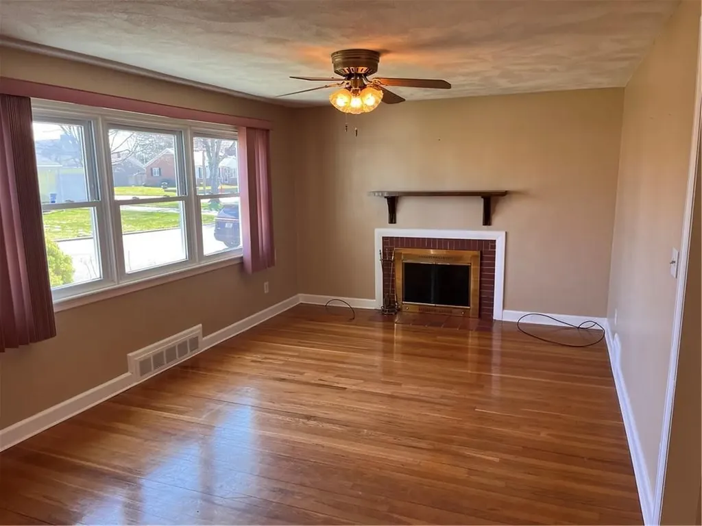 65 Ferncrest Drive Pawtucket RI 02861