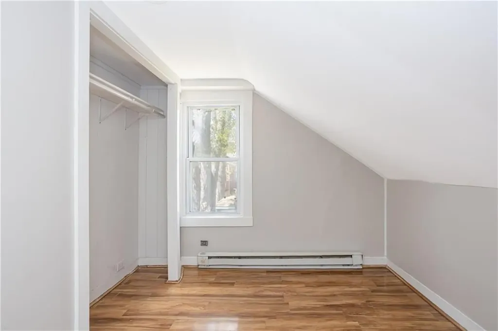 157 Duke Street East Greenwich RI 02818