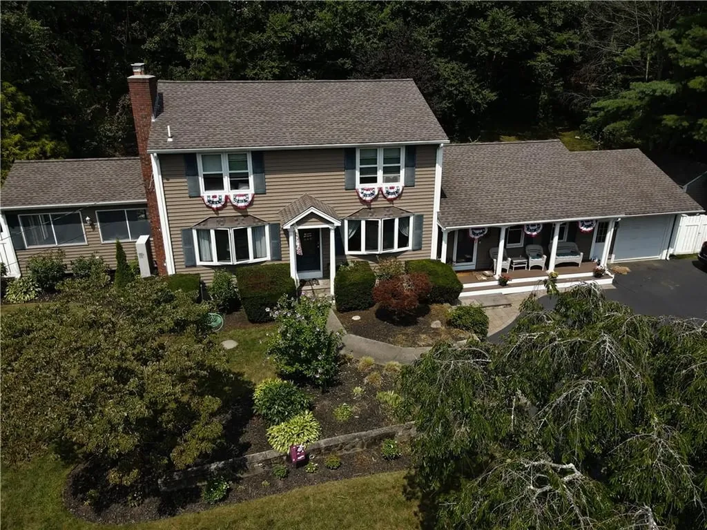 18 Elizabeth Ann Drive Johnston RI 02919