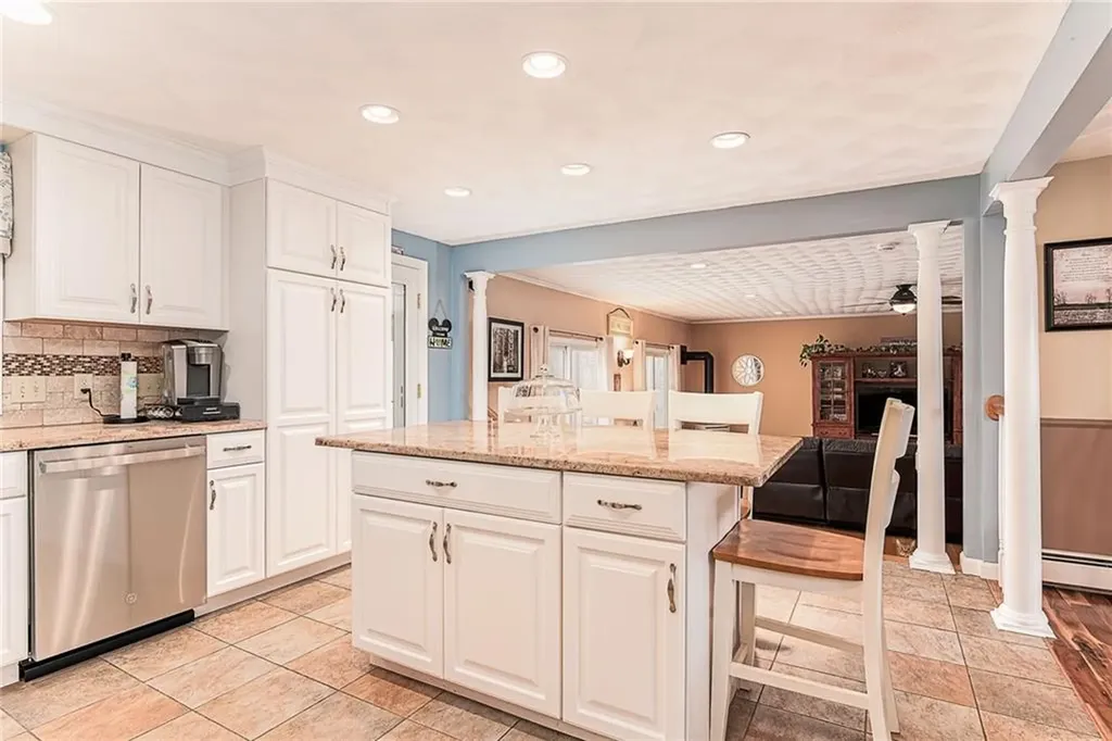 18 Elizabeth Ann Drive Johnston RI 02919