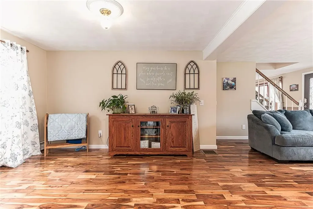 18 Elizabeth Ann Drive Johnston RI 02919