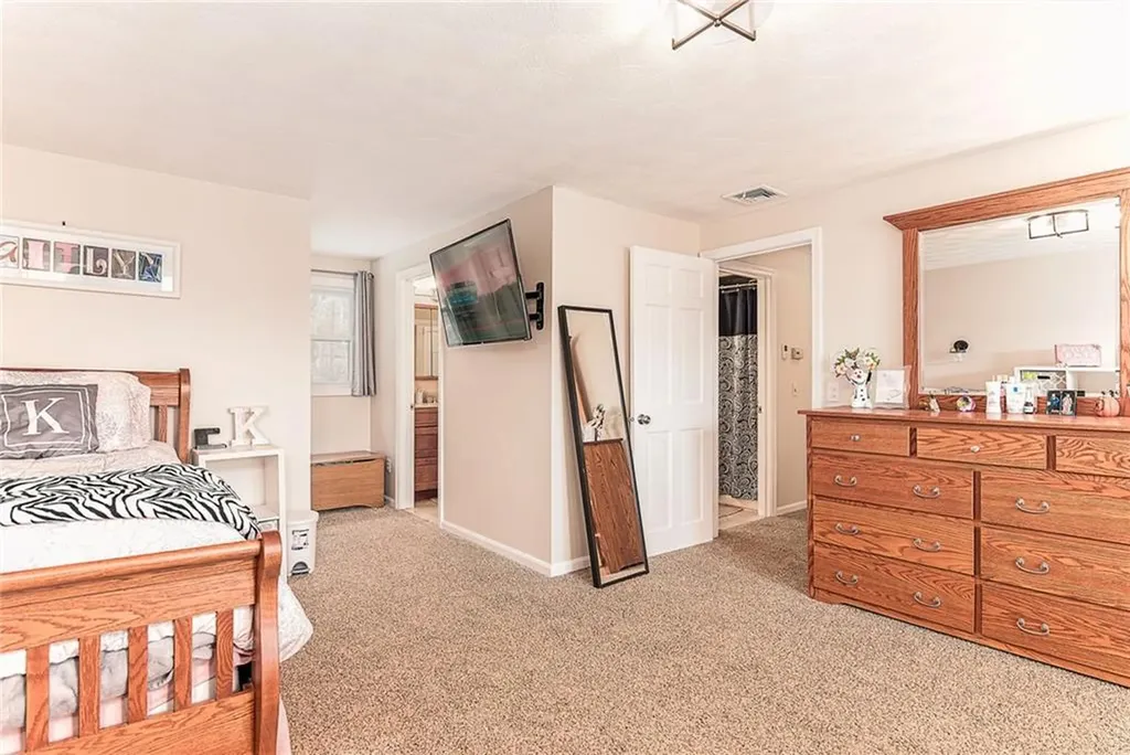 18 Elizabeth Ann Drive Johnston RI 02919