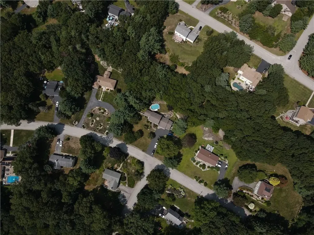 18 Elizabeth Ann Drive Johnston RI 02919