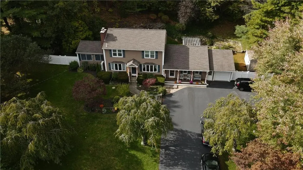 18 Elizabeth Ann Drive Johnston RI 02919