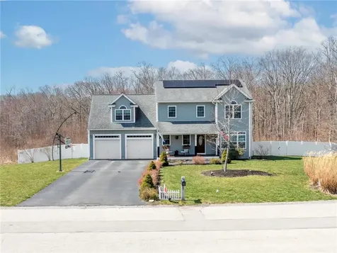 31 Plantation Drive Tiverton RI 02878