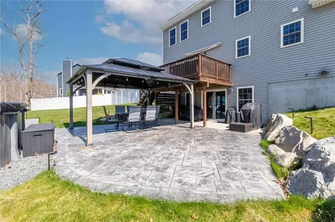 31 Plantation Drive Tiverton RI 02878