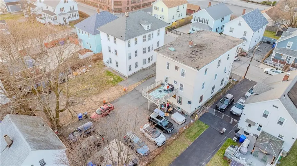 115 Hughes Avenue Pawtucket RI 02861
