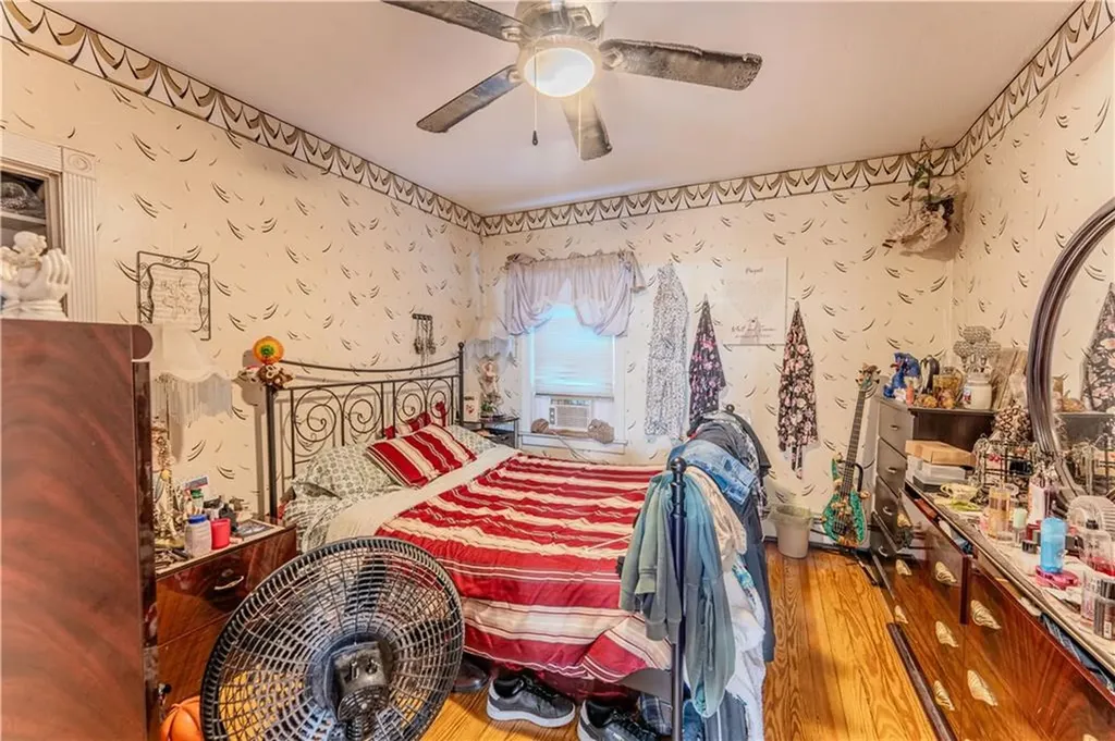 115 Hughes Avenue Pawtucket RI 02861