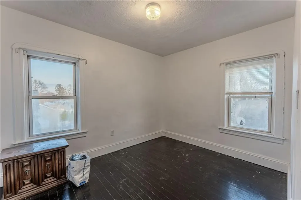 115 Hughes Avenue Pawtucket RI 02861