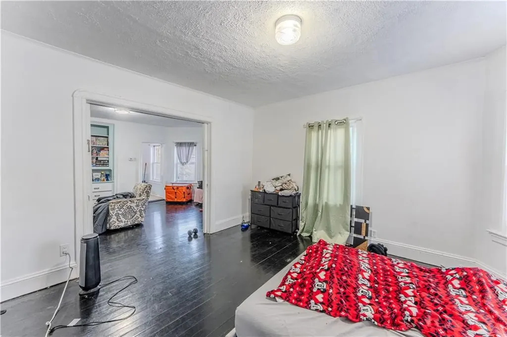115 Hughes Avenue Pawtucket RI 02861