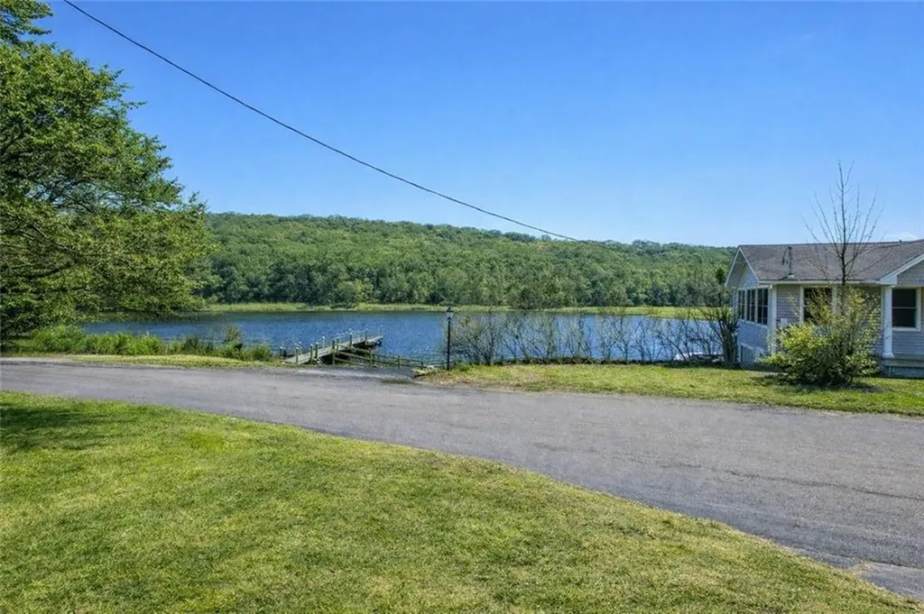 117 Circuit Drive Narragansett RI 02882