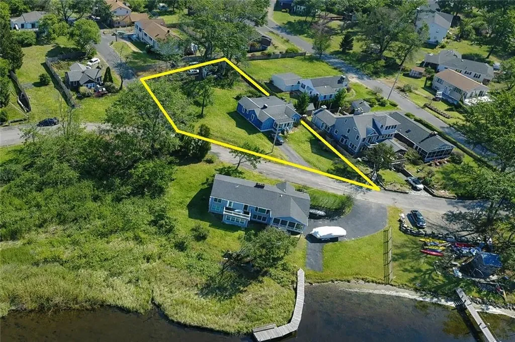 117 Circuit Drive Narragansett RI 02882
