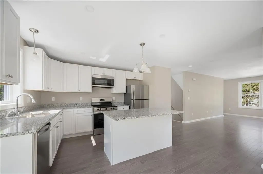 40 Farnum Pike Smithfield RI 02917