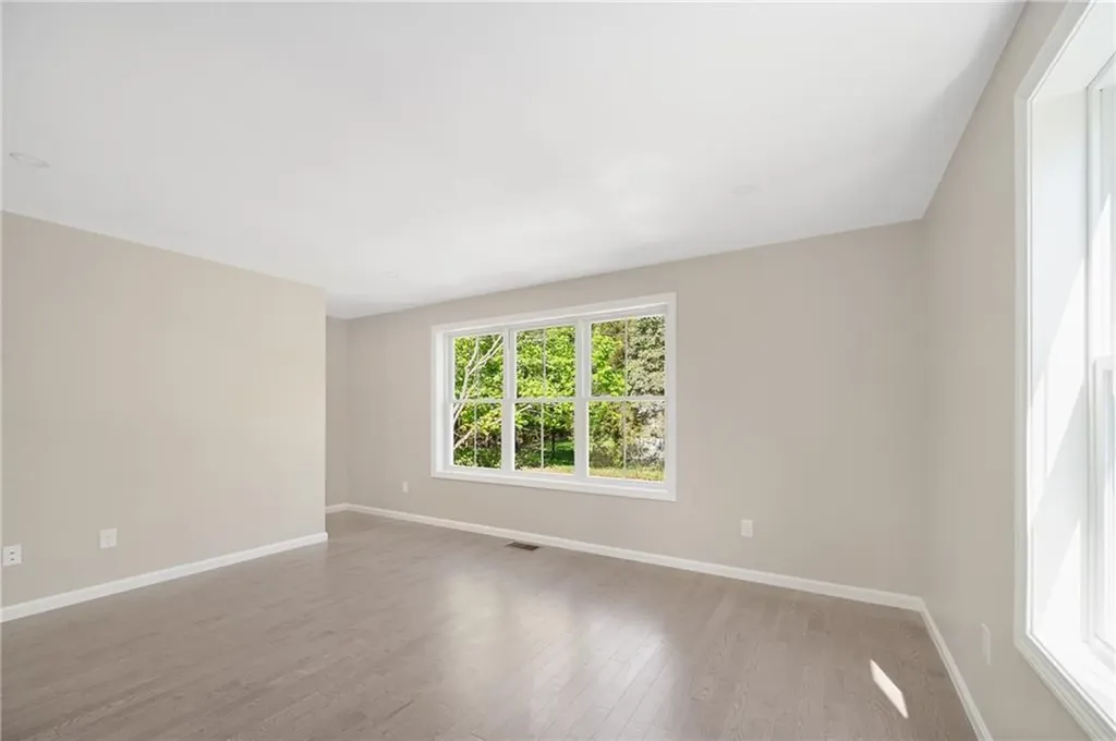 40 Farnum Pike Smithfield RI 02917