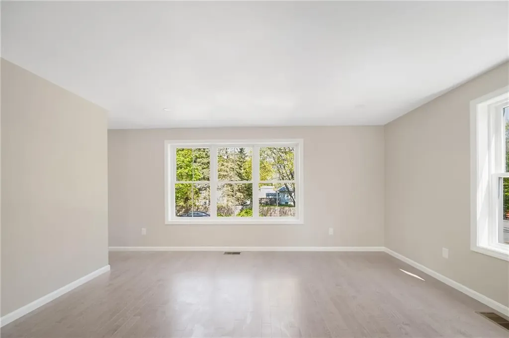 40 Farnum Pike Smithfield RI 02917