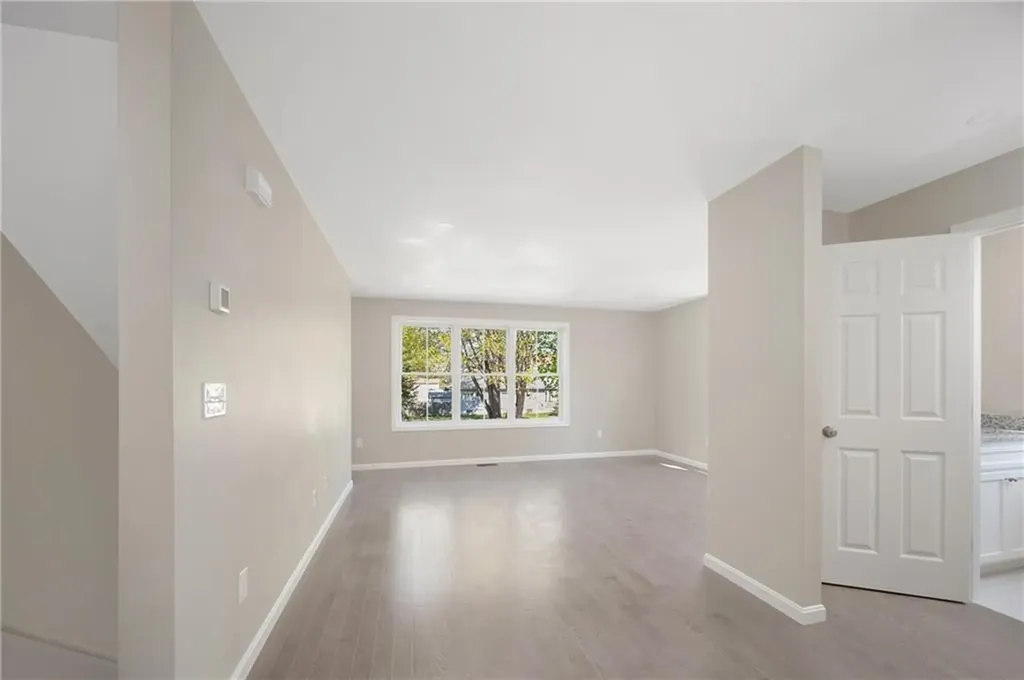40 Farnum Pike Smithfield RI 02917