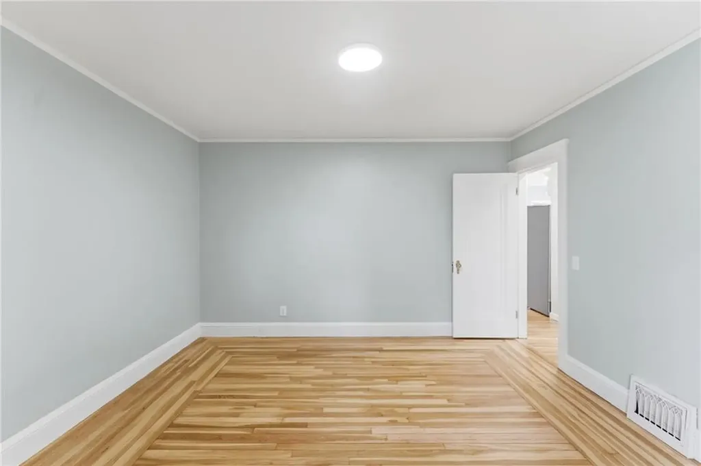 175 Oakland Avenue Cranston RI 02910