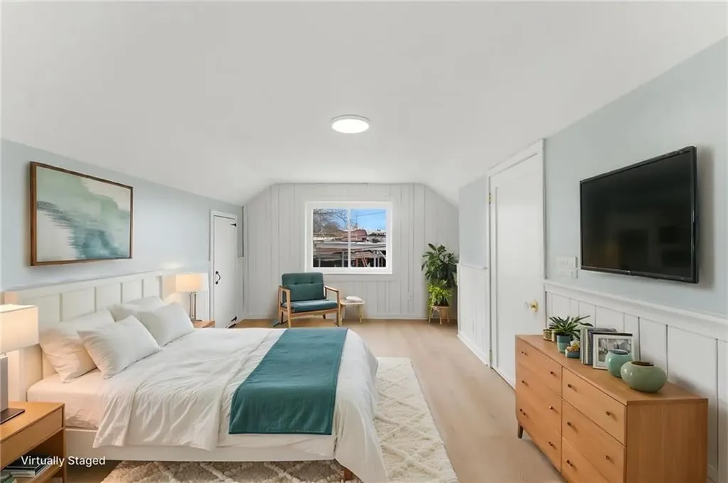 175 Oakland Avenue Cranston RI 02910