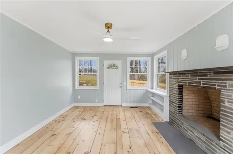 175 Oakland Avenue Cranston RI 02910