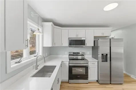 175 Oakland Avenue Cranston RI 02910