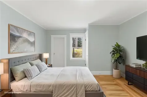 175 Oakland Avenue Cranston RI 02910