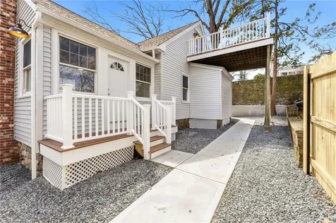 175 Oakland Avenue Cranston RI 02910