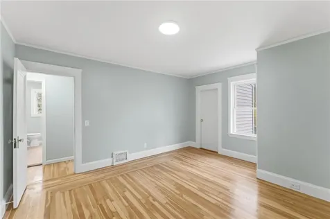 175 Oakland Avenue Cranston RI 02910