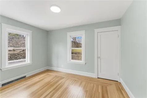 175 Oakland Avenue Cranston RI 02910