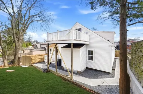 175 Oakland Avenue Cranston RI 02910