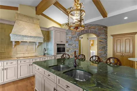 5 Decatur Avenue Jamestown RI 02835