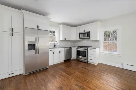 2 Birch Street Tiverton RI 02878