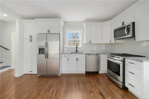 2 Birch Street Tiverton RI 02878