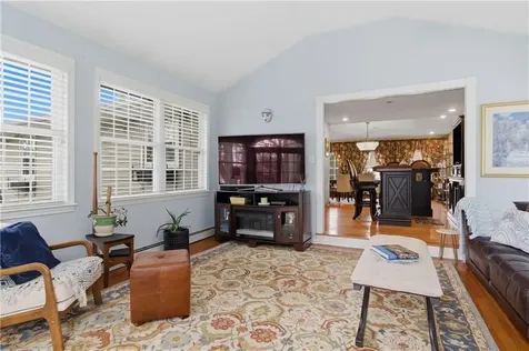 8 Crabapple Lane Smithfield RI 02828