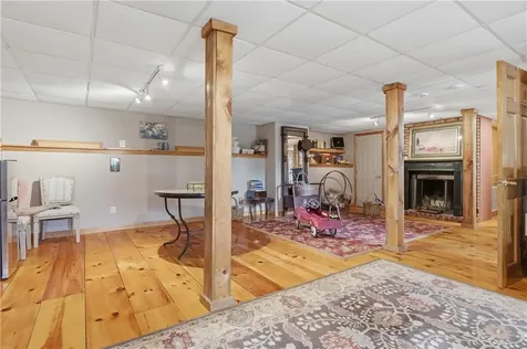 8 Crabapple Lane Smithfield RI 02828