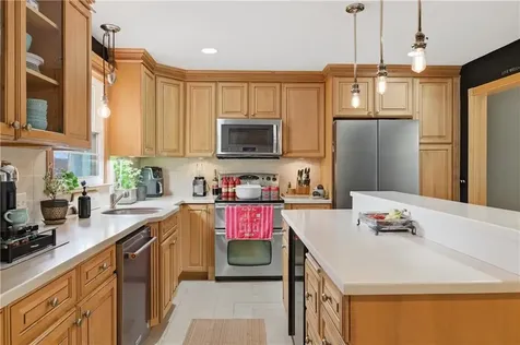 8 Crabapple Lane Smithfield RI 02828