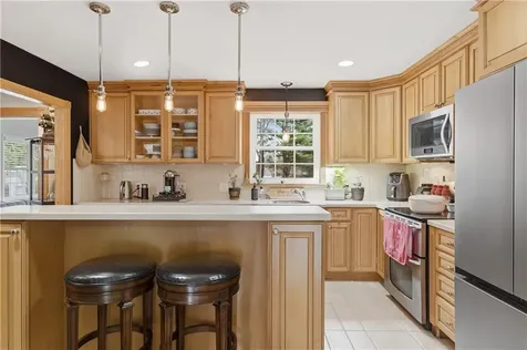 8 Crabapple Lane Smithfield RI 02828