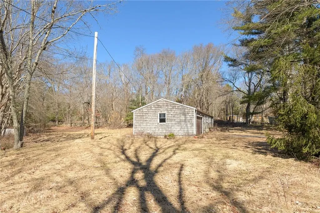 213 Hallville Road Exeter RI 02822