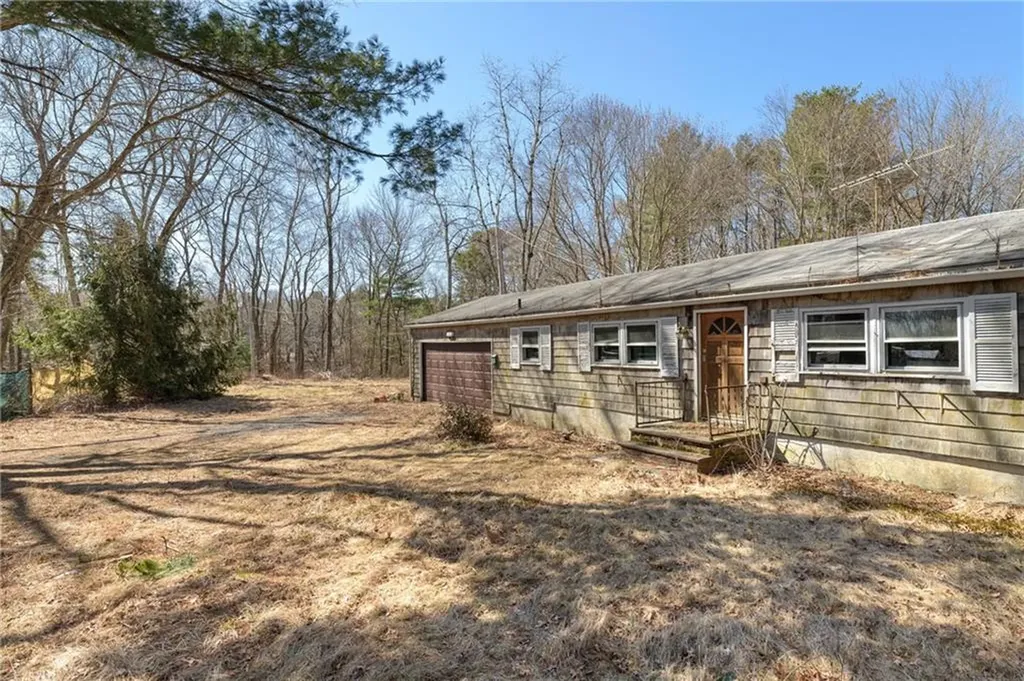 213 Hallville Road Exeter RI 02822
