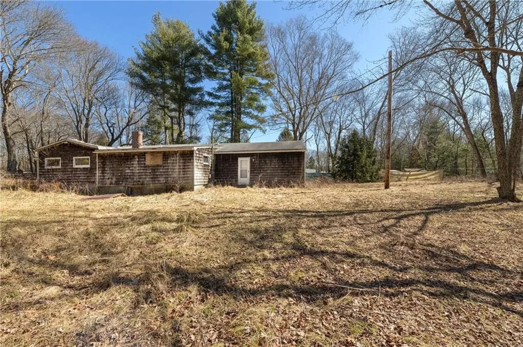 213 Hallville Road Exeter RI 02822