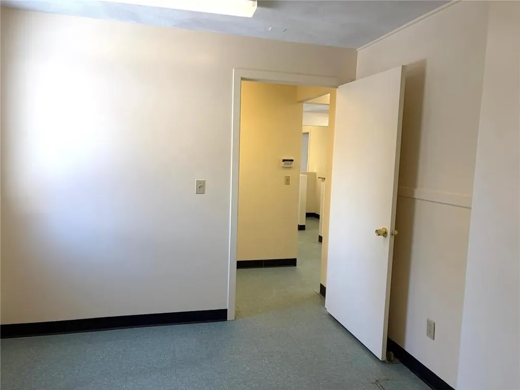 1302 Elmwood Avenue Cranston RI 02910