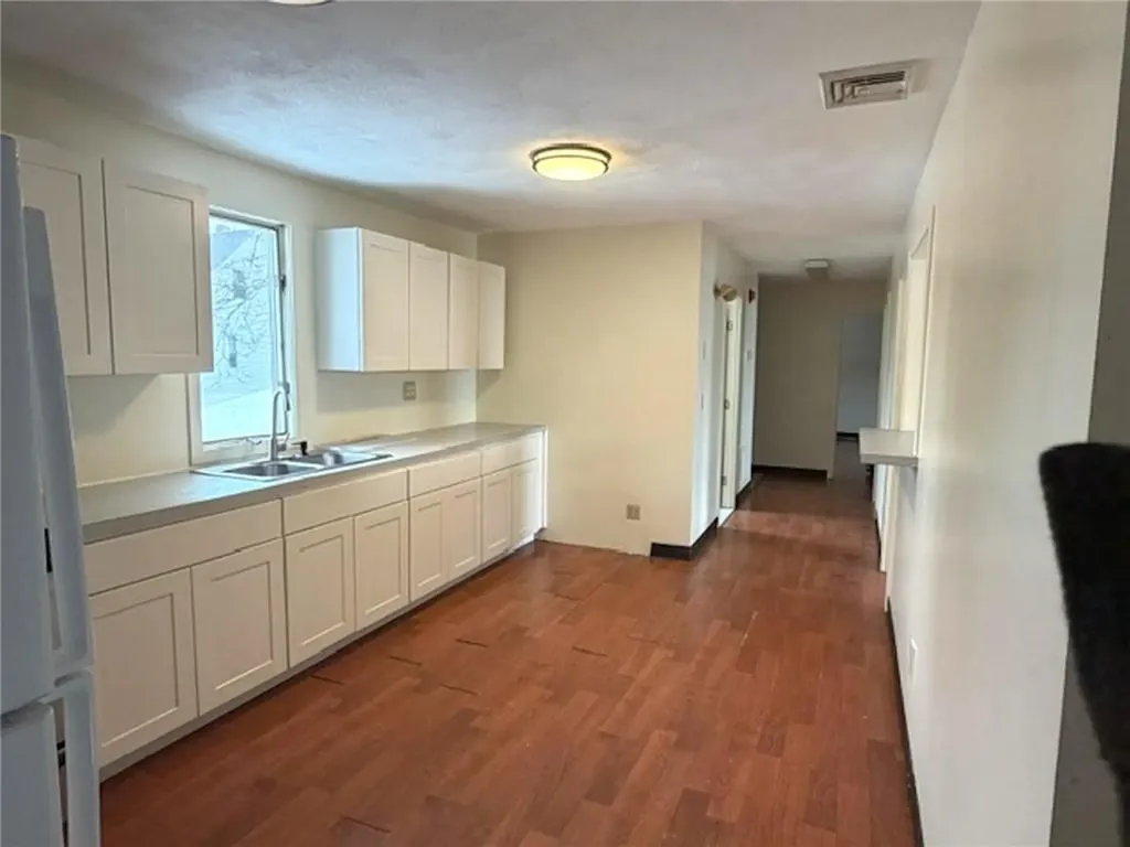 1302 Elmwood Avenue Cranston RI 02910
