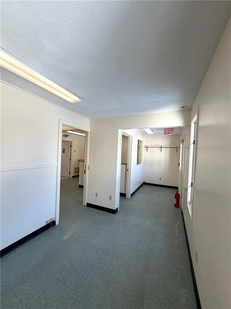 1302 Elmwood Avenue Cranston RI 02910