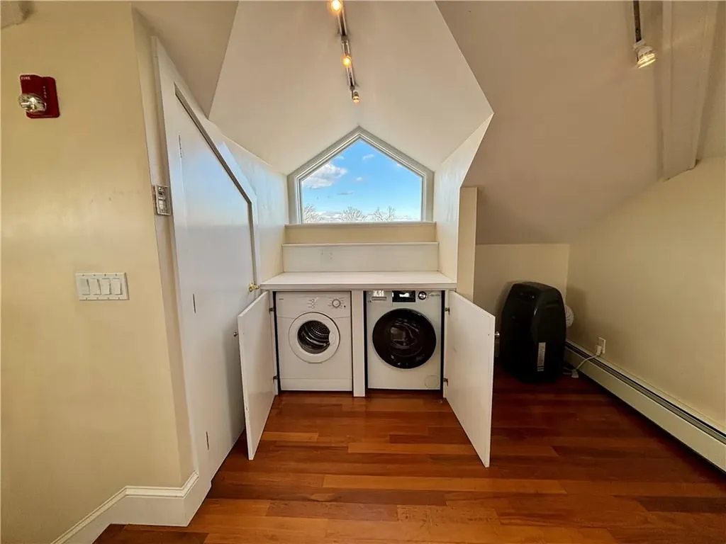 22 Mount Vernon Street Newport RI 02840