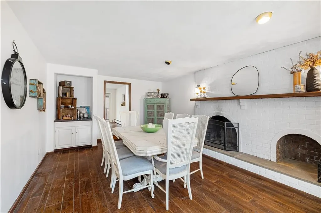4 Intrepid Lane Jamestown RI 02835