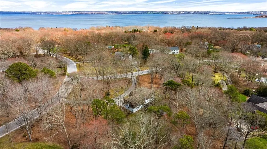4 Intrepid Lane Jamestown RI 02835