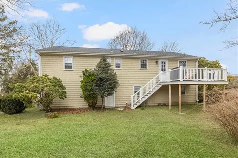 384 Valley Road Middletown RI 02842