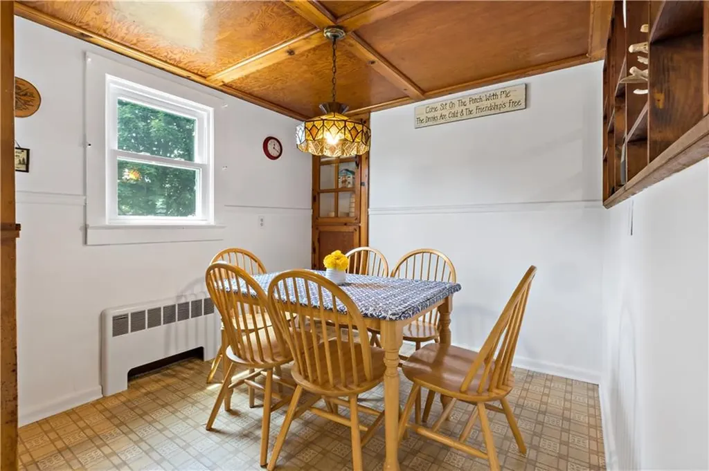 39 Salt Pond Way Westerly RI 02891